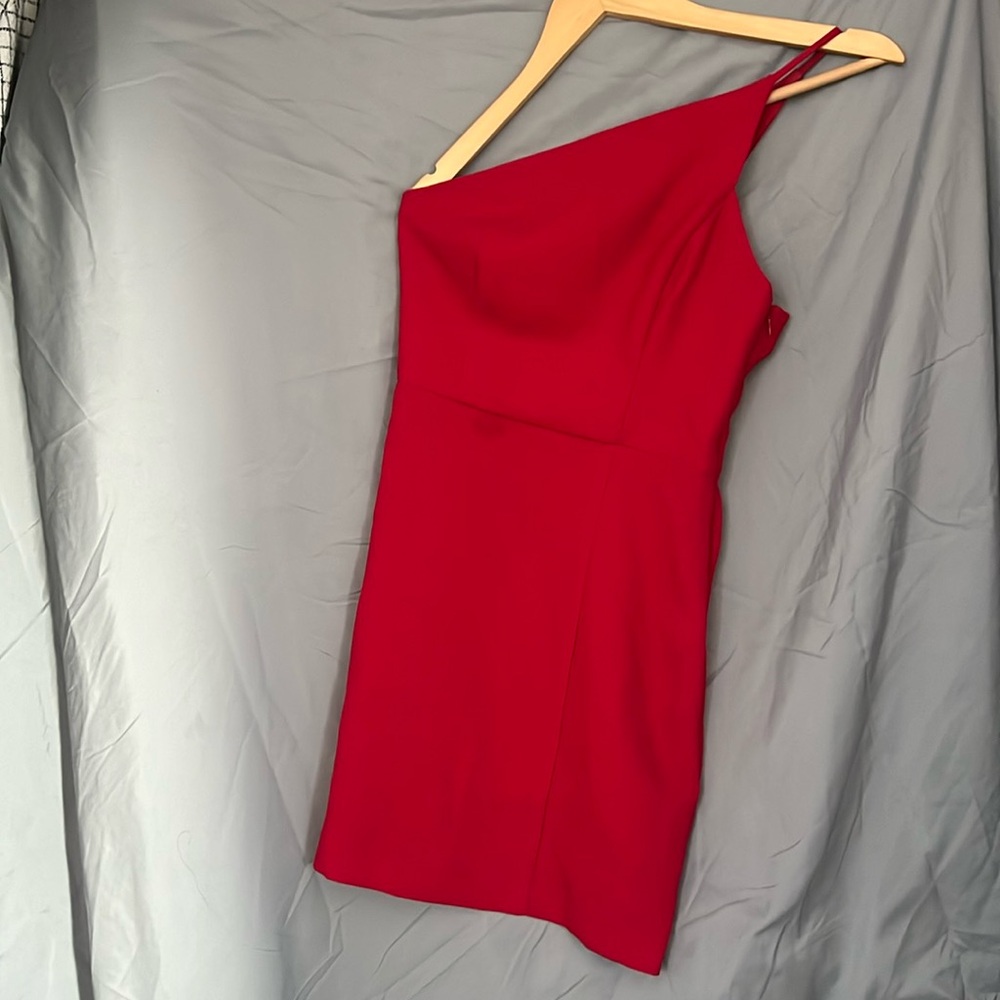 BCBG generation - size 0 - worn a few times - off the shoulder red dress